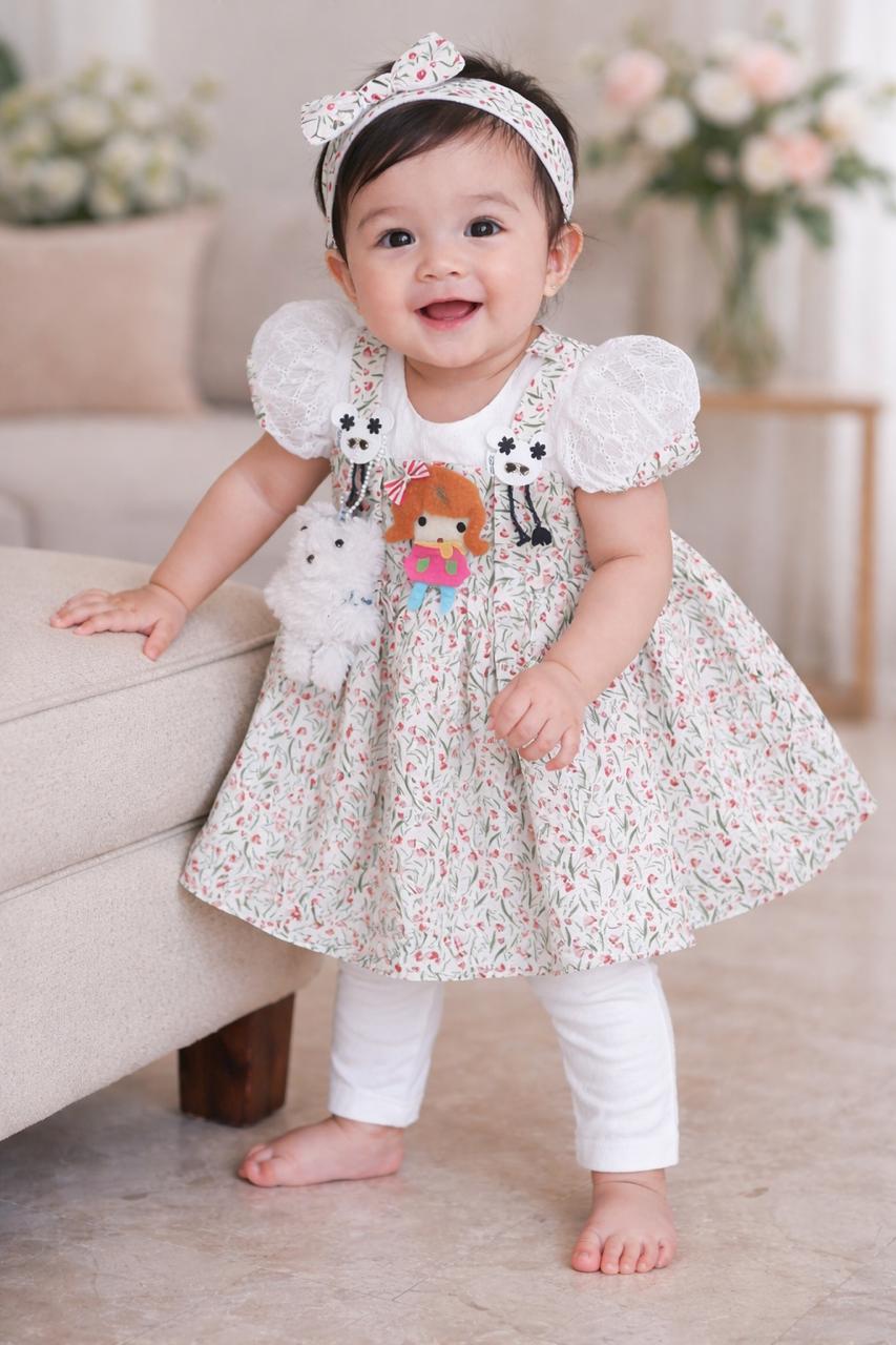 Baby & Toddler Girls' 3-Piece Floral Pinafore Set – Puff Sleeve Princess Dress with Matching Leggings, 3D Doll Appliqué, and Plush Charm Accessory